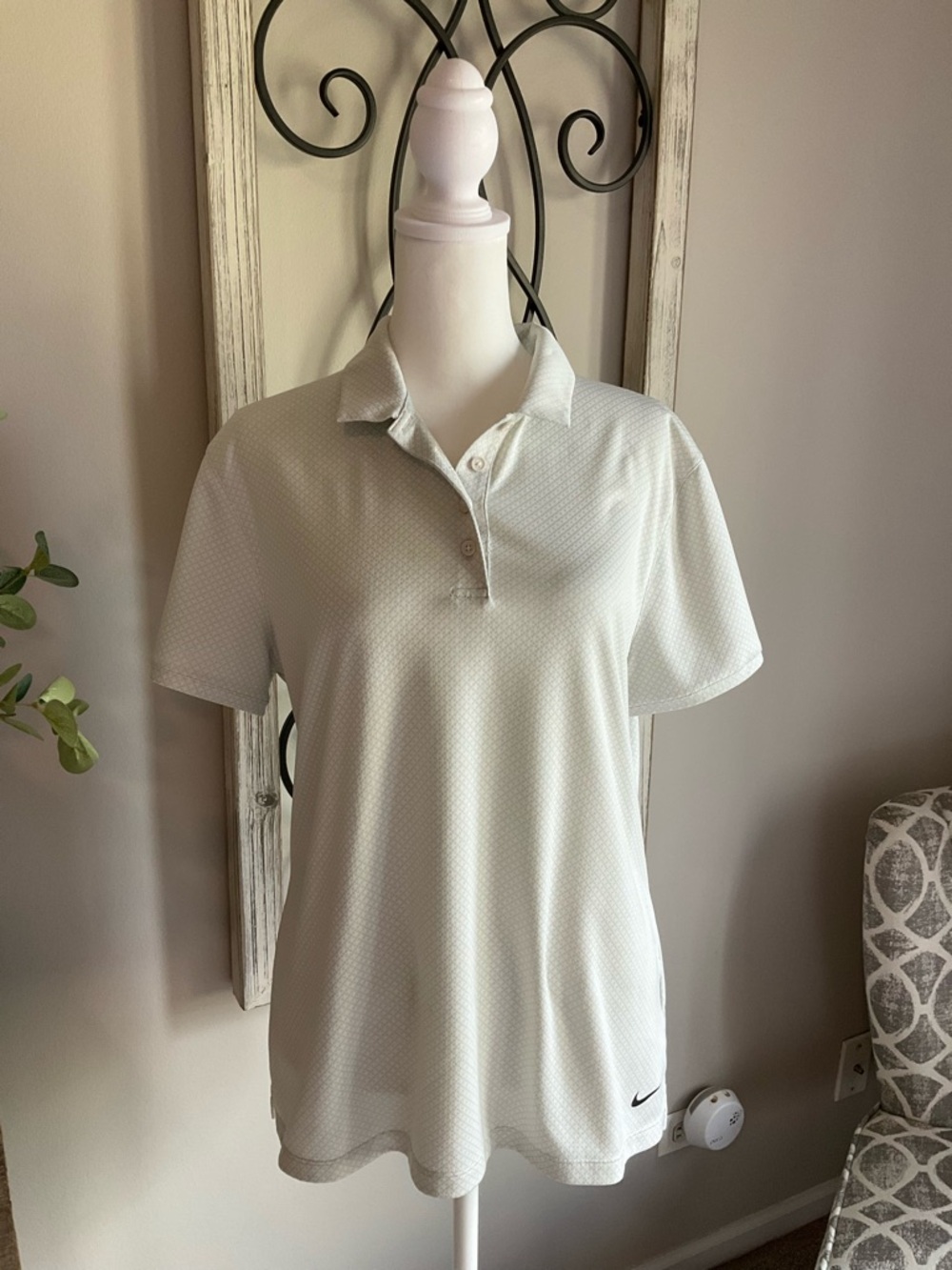 Nike Women's White Short Sleeve Polo Tee